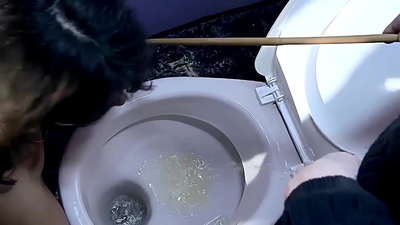 Ko taku pononga wahine ataahua a Melanie Memphis. Ko ia taku tino taurekareka, he ahua harakore, he rangatahi, ki roto i nga taangata whakaeneene, mahi takaro, a ka taea e au te whakamahi ia ia i nga wa katoa e hiahia ana ahau. Wāhanga 1.